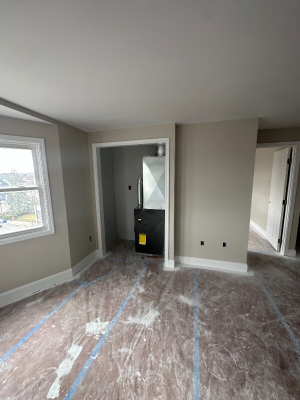 Building Photo - 1370 Acushnet Ave