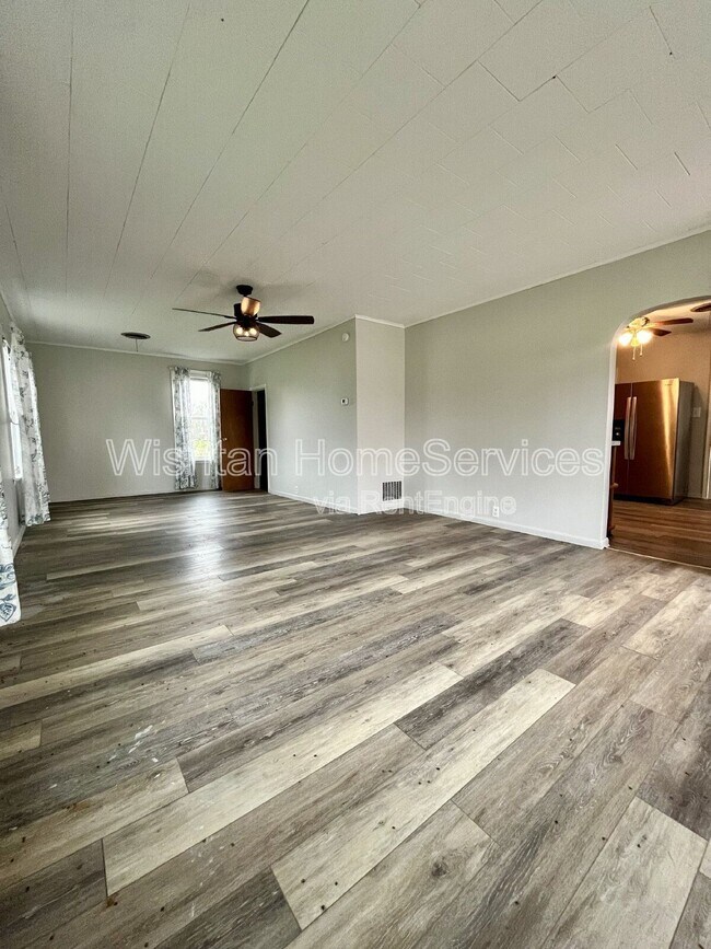 Foto del edificio - 2545 N Co Rd 1740
