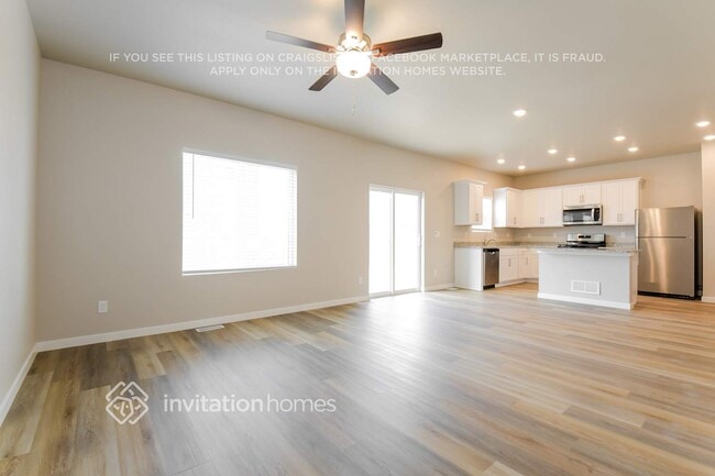 Building Photo - 7303 Dolores Ave