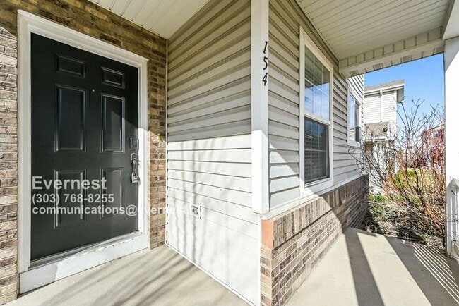 Building Photo - Beautiful 3-Bedroom Home with Modern Comfo...