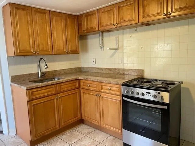 Foto del edificio - 2 Brookside Ave