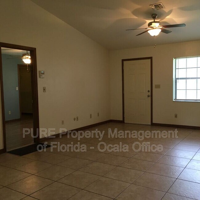 Foto del edificio - 3260 NE 45th St