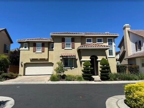 Building Photo - 457 N Estes Way