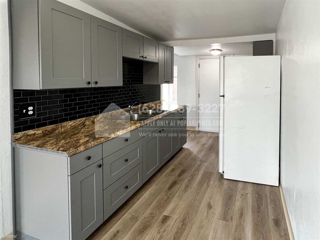 Foto principal - 1 br, 1 bath House - 8005 SE Bybee Blvd -