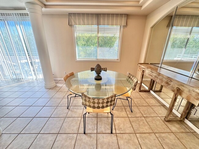 Building Photo - UPPER-LEVEL CONDO WITH BALCONY IN SUMMERLIN