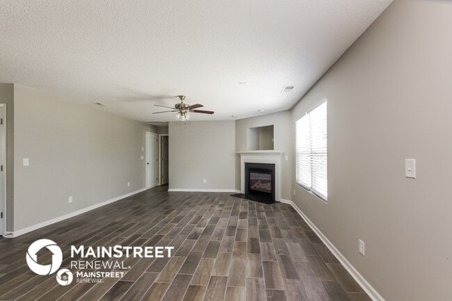 Building Photo - 915 Sparrow Valley Way