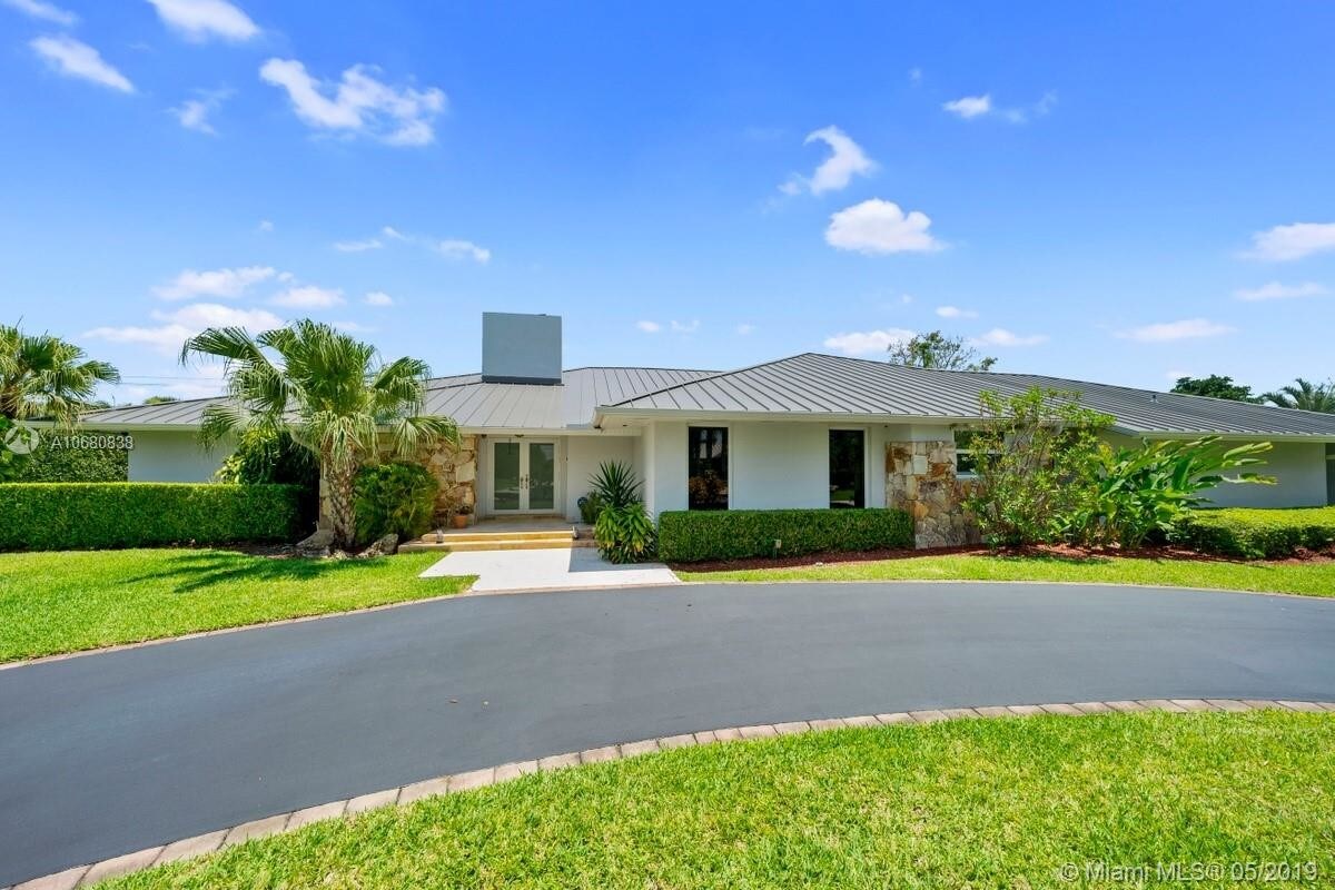 Primary Photo - 15605 SW 73rd Ct