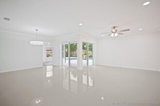 Building Photo - 561 SW 168th Terrace