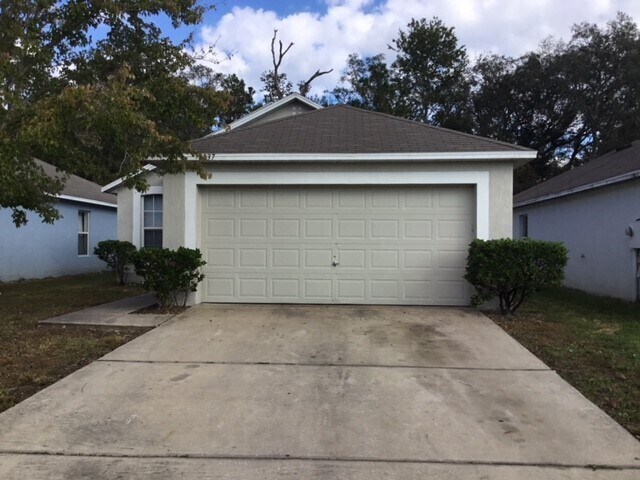Foto del edificio - 6637 Gentle Oaks Dr E