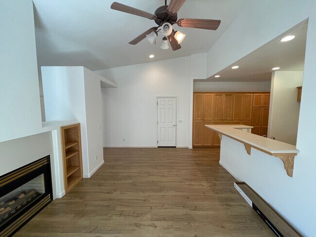 Foto del edificio - 143 Headwater Road