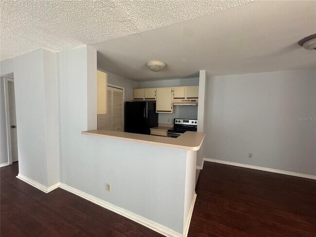 Foto del edificio - 6154 Westgate Dr