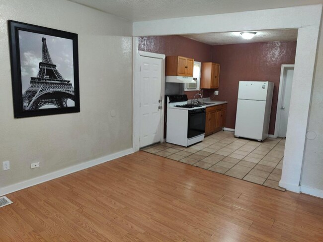 Foto del edificio - 2816 Adams Ave