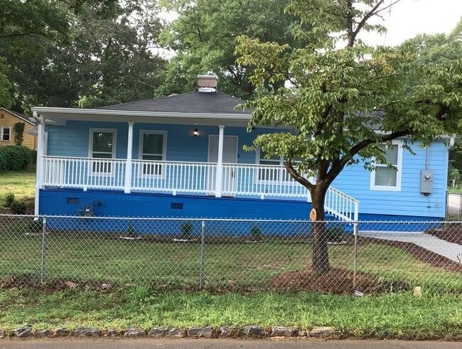 Front of House - 1354 Gus Thornhill Jr Dr