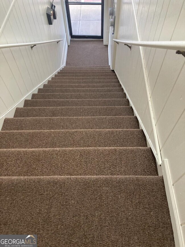 Foto del edificio - 1529 S Main St