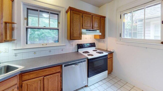 Foto del edificio - 815 Dewey-815DEW