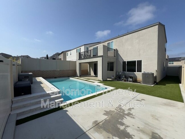 Building Photo - 35245 Orchard Trails