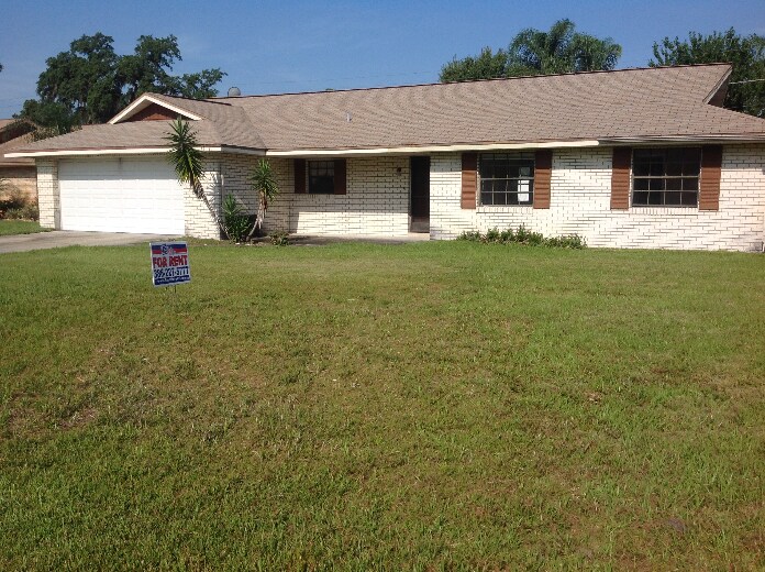 Foto principal - BEAUTIFUL 3 BEDROOM 2 BATH LOCATED IN PORT ORANGE