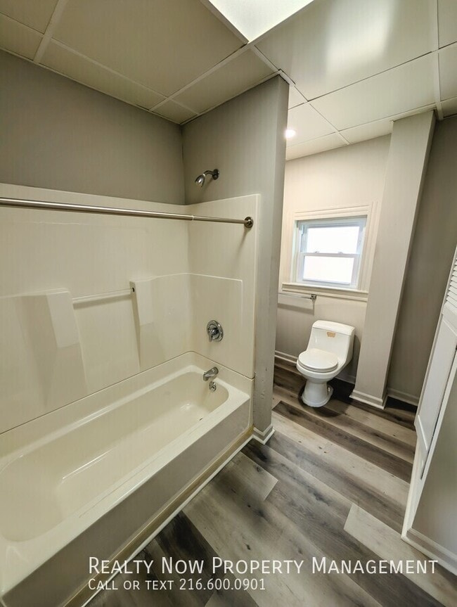 Building Photo - 7501 Berry Ave