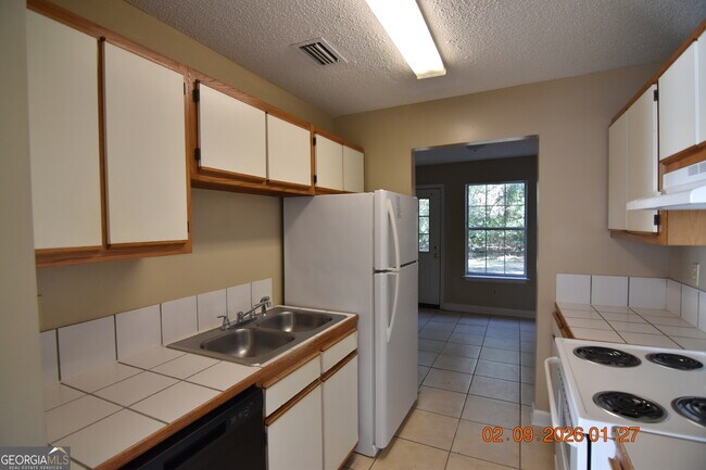 Foto del edificio - 758 Morningside Ln