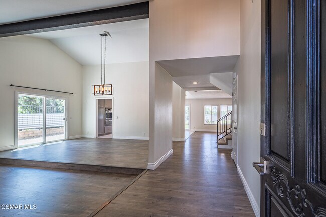 Foto del edificio - 1696 Shadow Oaks Pl