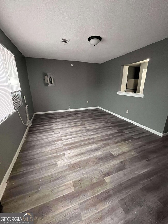 Foto del edificio - 1445 Woodliff St