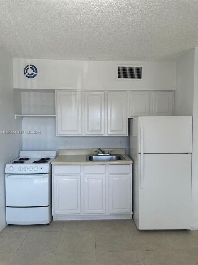 Foto del edificio - 101 NW 29th Ave