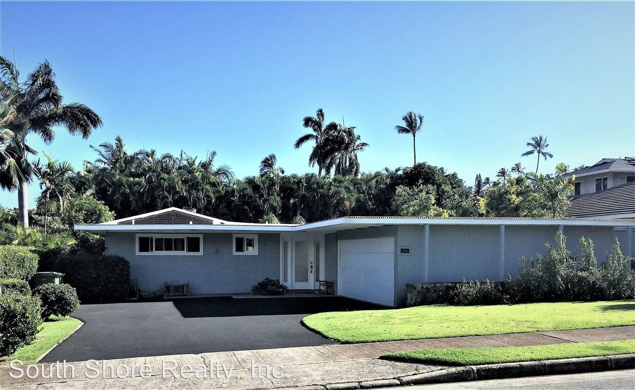 Primary Photo - 4 br, 3 bath House - 4365 Aukai St.