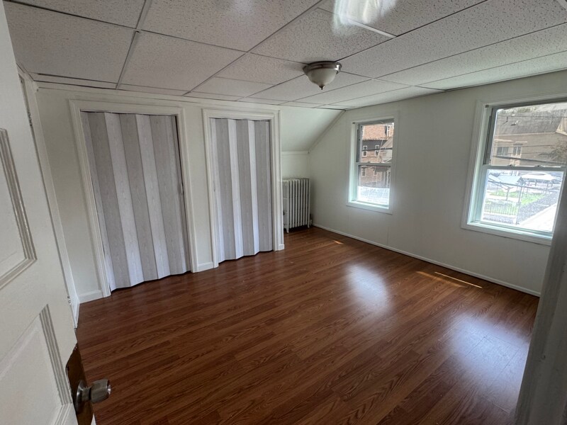 Foto principal - 18 Pleasant St