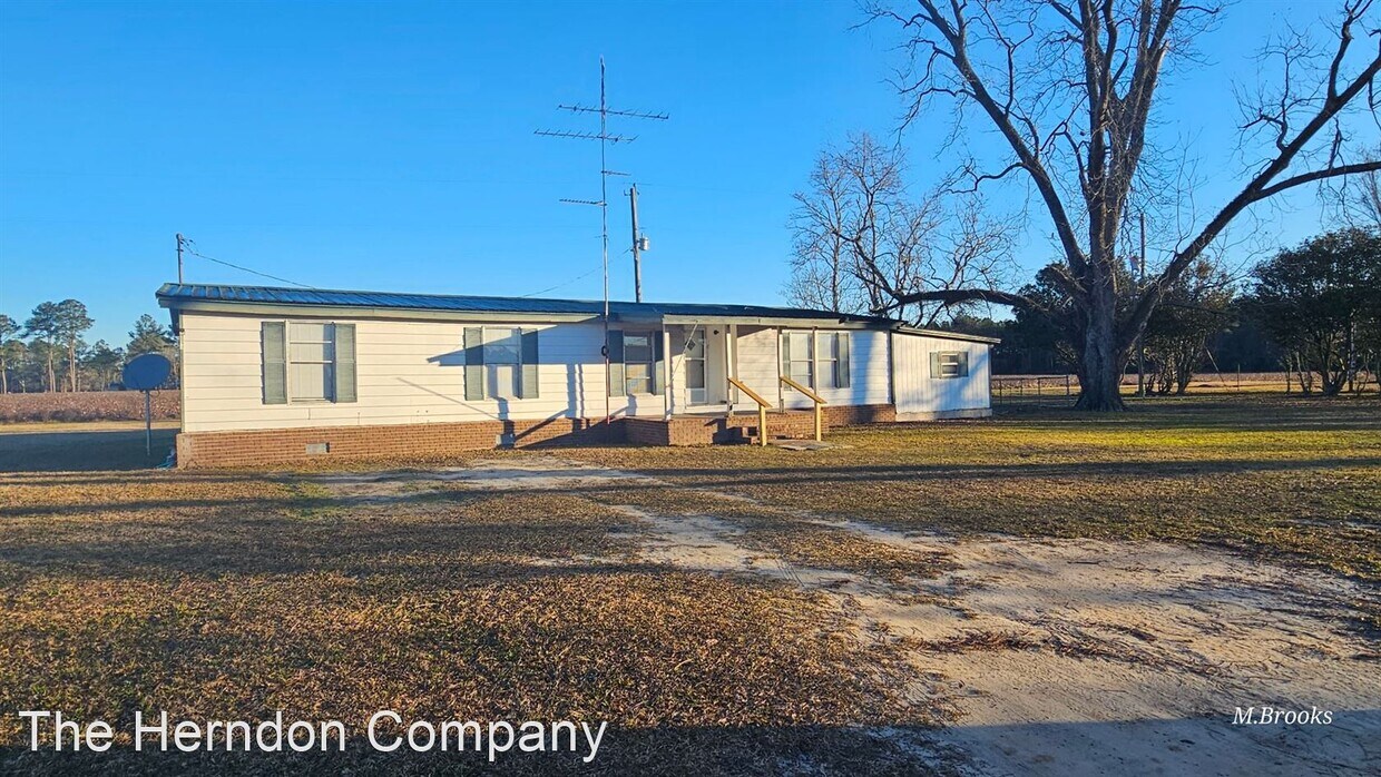 45 Connell Rd, Nashville, GA 31639 House Rental in Nashville, GA