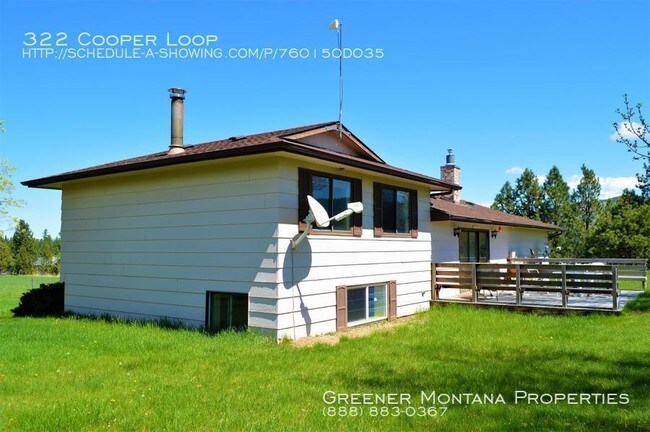 Building Photo - Charming Country Setting
