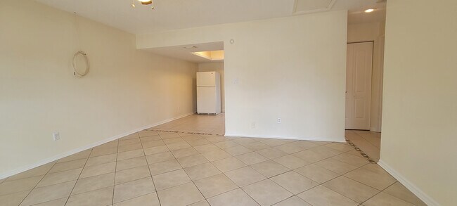 Building Photo - 3047 57th Ave N