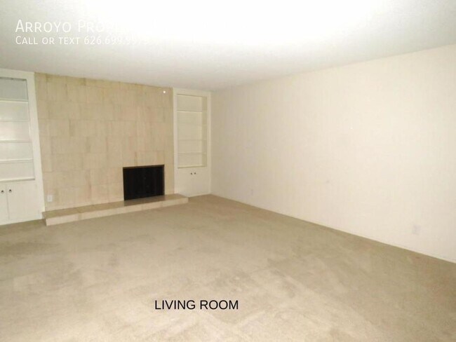 Building Photo - 777 E Valley