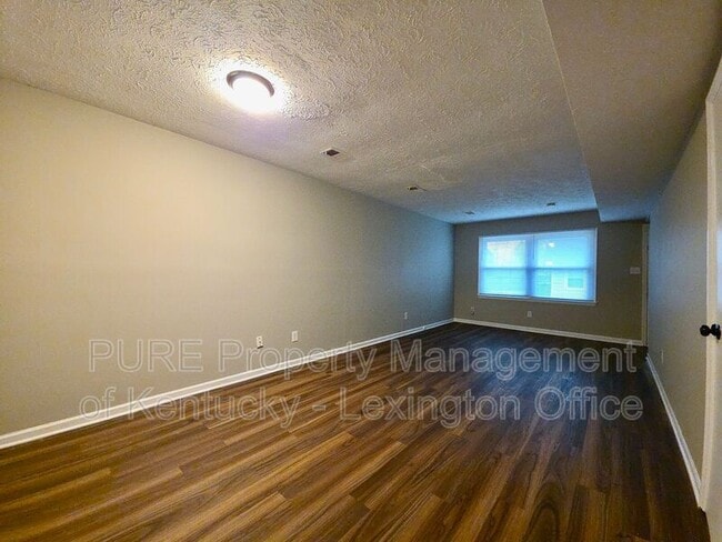 Foto del edificio - 2853 Snow Rd