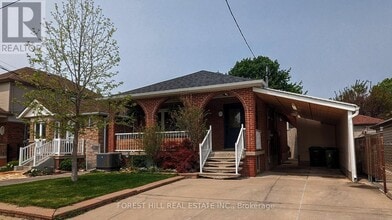 Building Photo - 32 Rotherham Ave