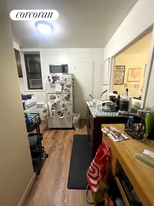 Foto del edificio - 147 E 82nd St