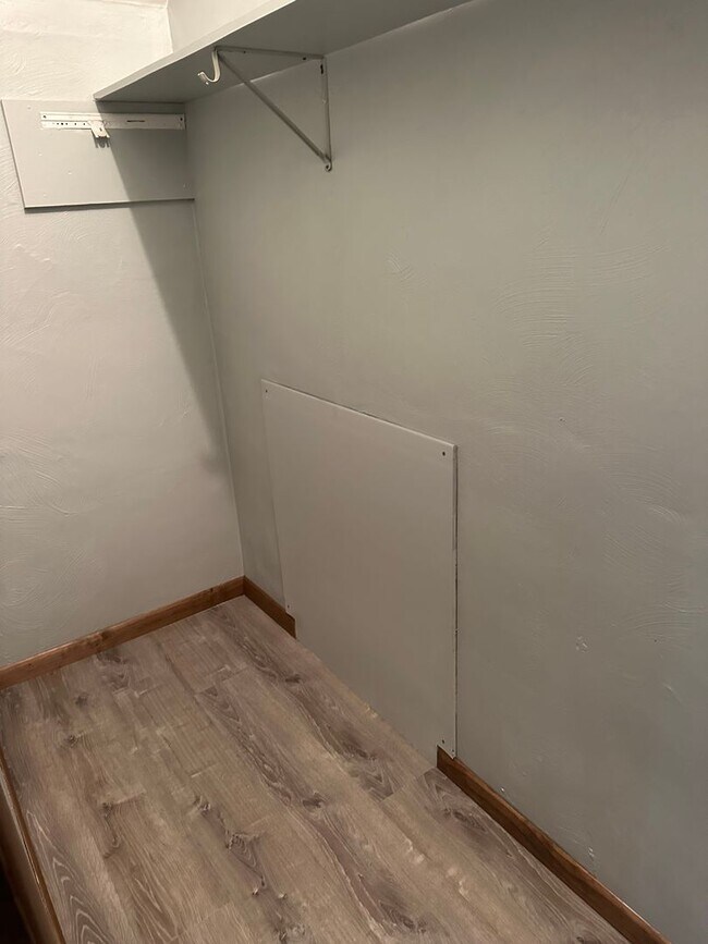 Foto del edificio - 435 S Pacific Ave