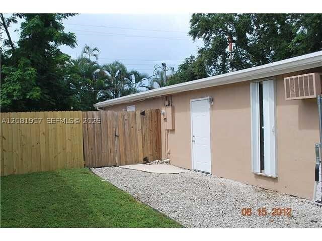 Foto del edificio - 4041 SW 50th St