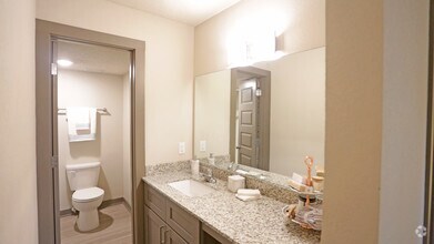 Bishop Master Bathroom - AVIA