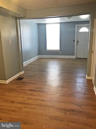 Foto del edificio - 224 Liberty Ct