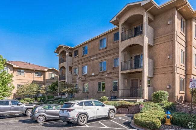 Building Photo - 1530 Little Bear Creek Pt