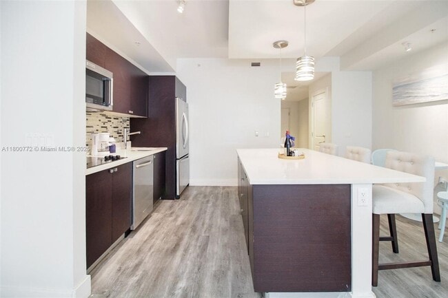 Foto del edificio - 5350 NW 87th Ave