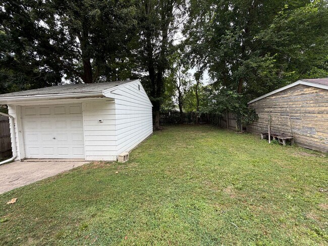 Building Photo - 5122 Ancil Rd