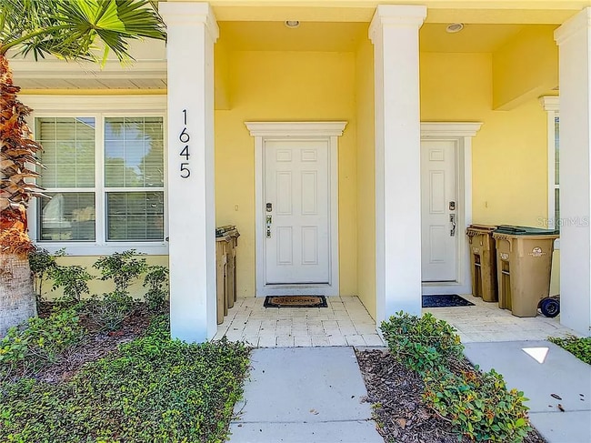 Building Photo - 1645 Retreat Cir