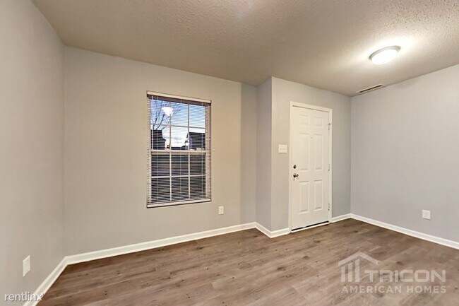 Foto del edificio - 3442 Table Rock Dr