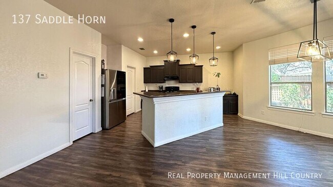 Building Photo - 137 Saddle Horn