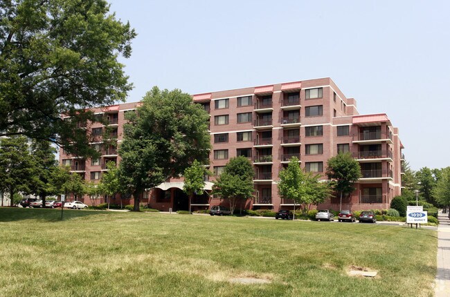 Library Courts Apartments Arlington Va Building Photo Library Courts