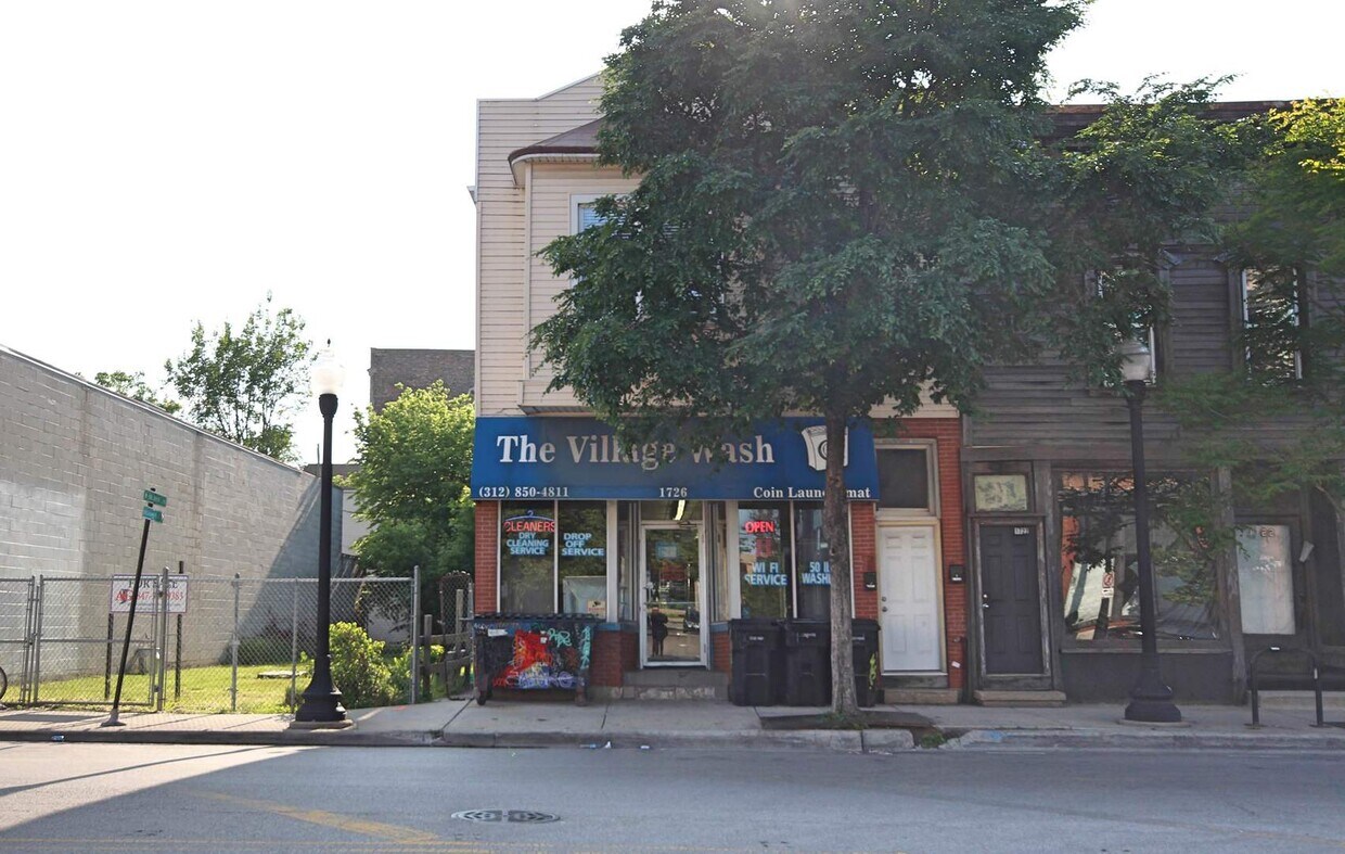 Primary Photo - 1726 S Halsted St