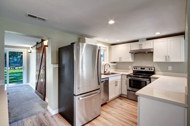 Foto del edificio - 23004 58th Ave W