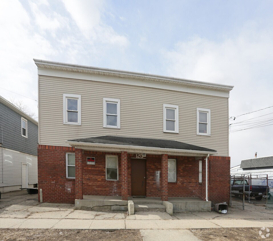 Building Photo - 120 Linden Ave