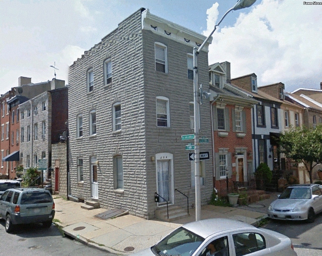 Building Photo - 254 S Exeter St